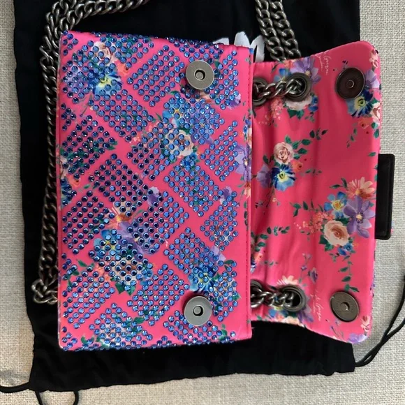 Kurt Geiger Mini Kensington Fabric in Pink Combination